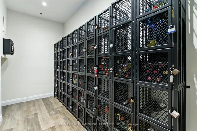 Additional image 23 of 1 Redfern Ave Unit 304