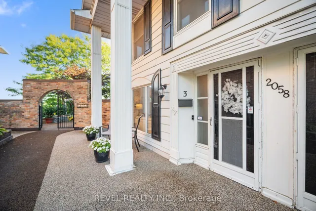 Additional image 2 of 2058 Brant St Unit 3