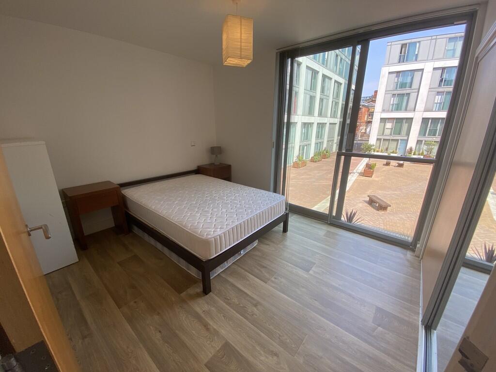 Additional image 4 of Viva Apartment, Commercial Street, B1