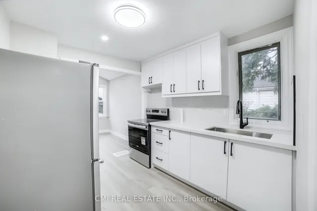 Additional image 8 of 86 Adair Ave