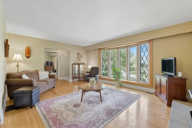 Additional image 9 of 894 Bishop Pl