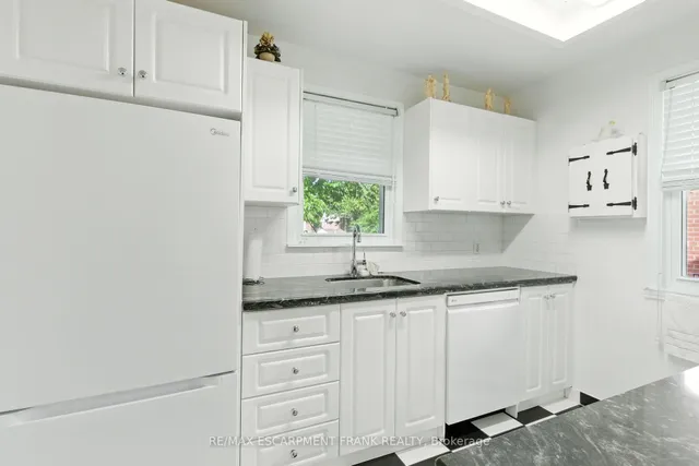 Additional image 11 of 210 EAST 12TH St