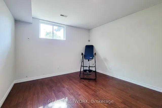 Additional image 24 of 2 Silverton Dr