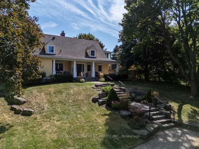 Additional image 3 of 196 Dundas St