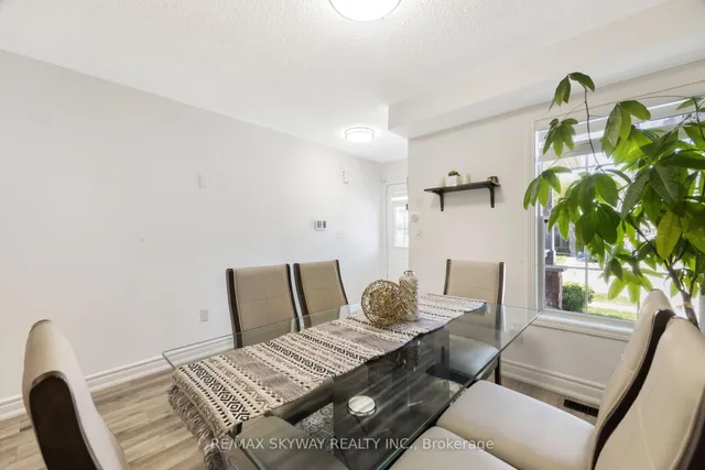 Additional image 13 of 1570 Cartwright Cres