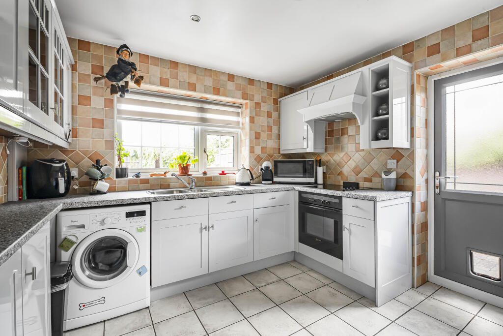 Additional image 5 of The Ryde, Hatfield, Hertfordshire, AL9