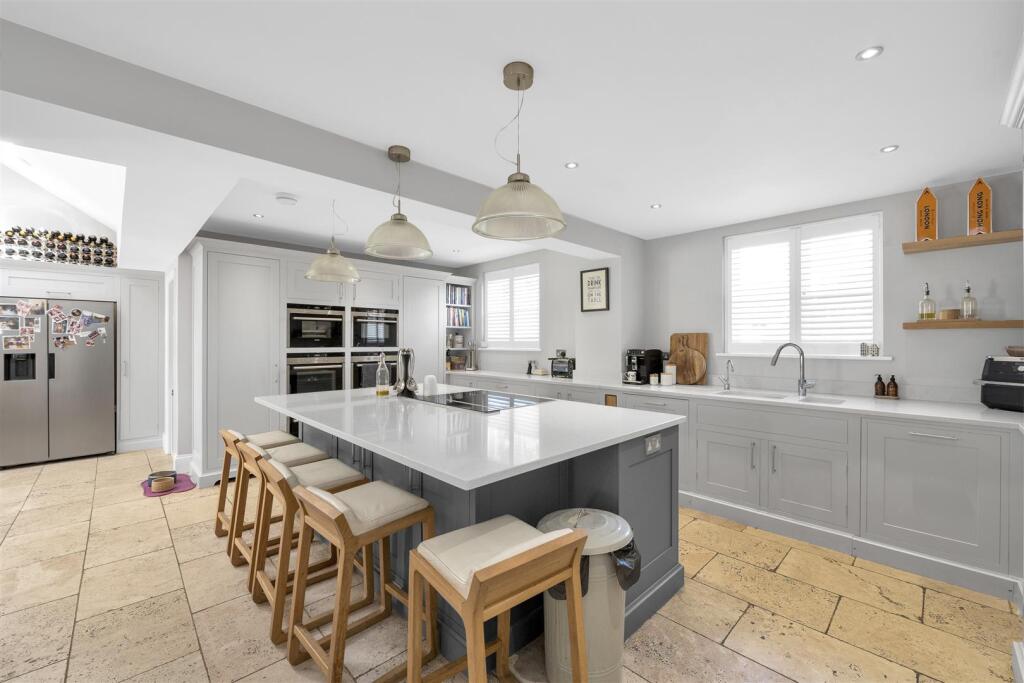 Additional image 13 of Roundwood Park, Harpenden