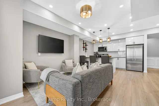 Additional image 12 of 1206 Main St Unit 107