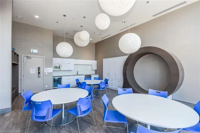 Additional image 22 of 2087 Fairview St Unit 2101