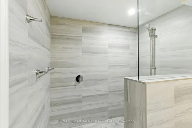 Additional image 41 of 174 Broker Dr