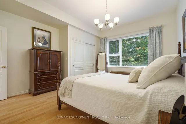 Additional image 27 of 77 Governors Rd Unit 102