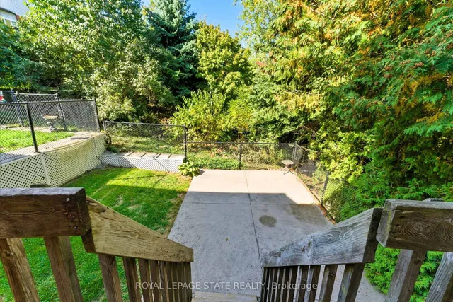 Additional image 28 of 27 Glenhollow Dr