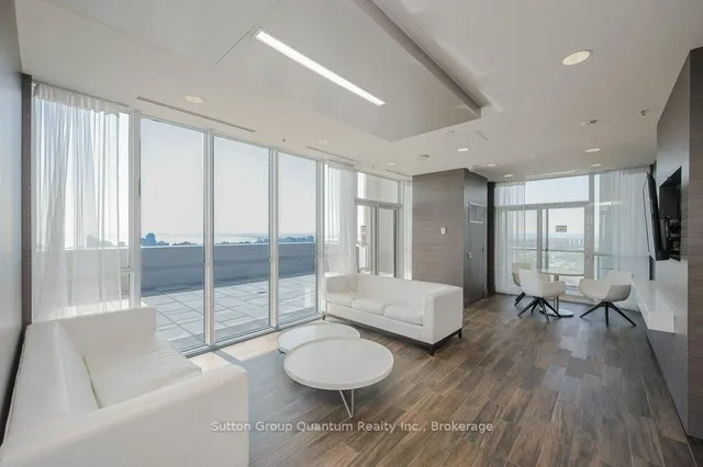 Additional image 39 of 2093 Fairview St Unit 2010