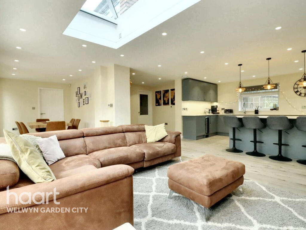 Additional image 15 of Peartree Lane, Welwyn Garden City