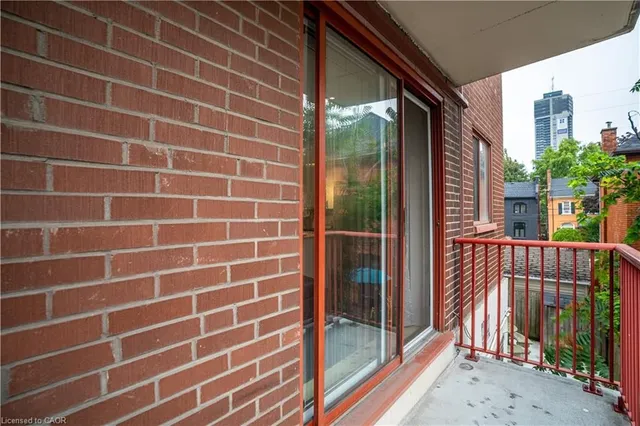 Additional image 24 of 141 Catharine St Unit 204