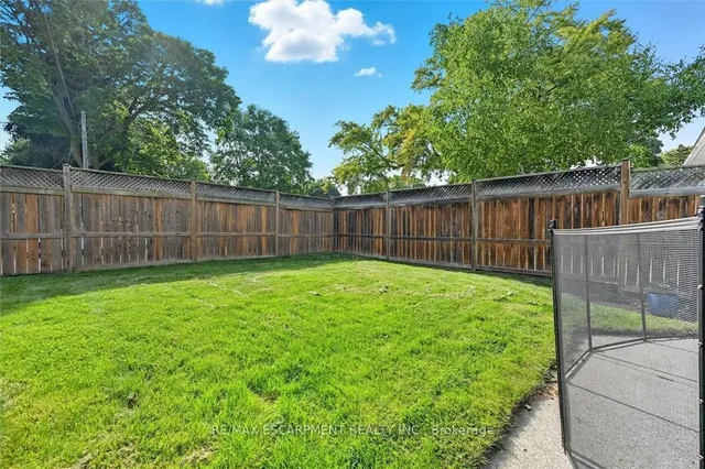 Additional image 48 of 641 HOLT Dr