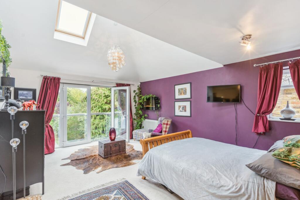 Additional image 33 of Pickford Road, Markyate, Hertfordshire