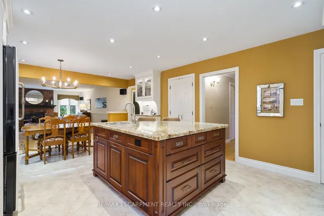 Additional image 15 of 373 Brookview Crt