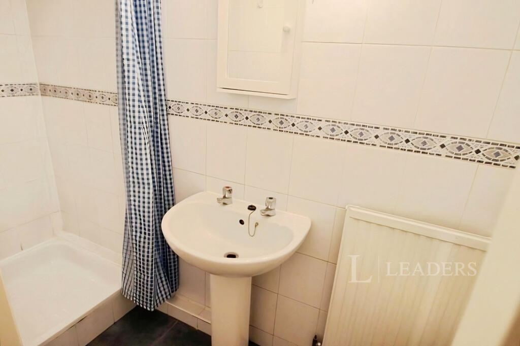 Additional image 5 of Normandy Road