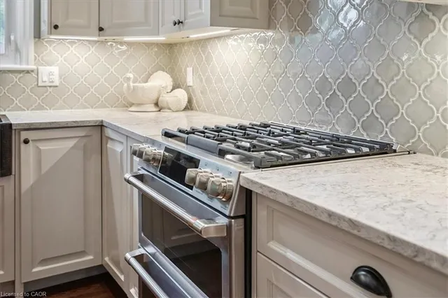 Additional image 17 of 493 Donegal Dr