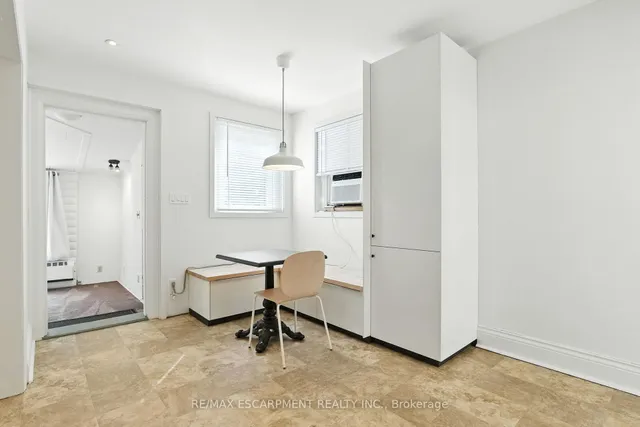 Additional image 20 of 57 Highcliffe Ave