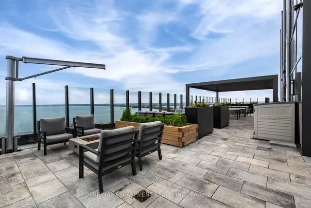 Additional image 44 of 2007 James St Unit 2102