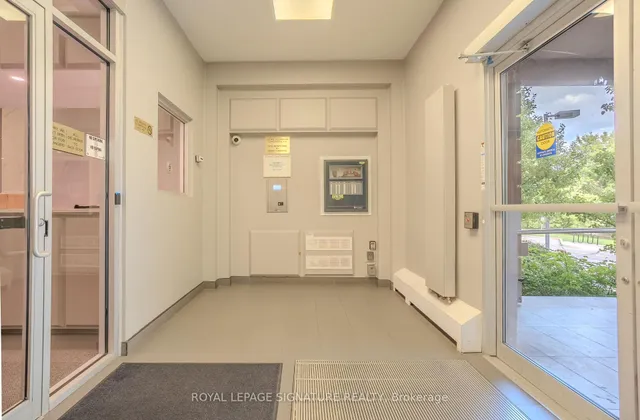 Additional image 9 of 975 Warwick Crt Unit 1608