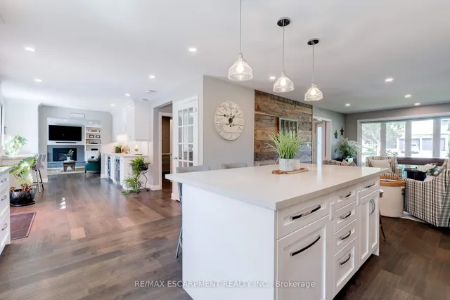 Additional image 12 of 2118 Agincourt Cres