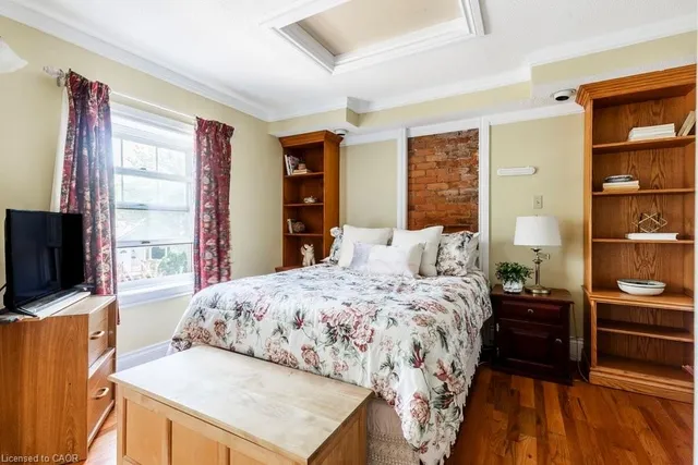 Additional image 21 of 174 Emerald St