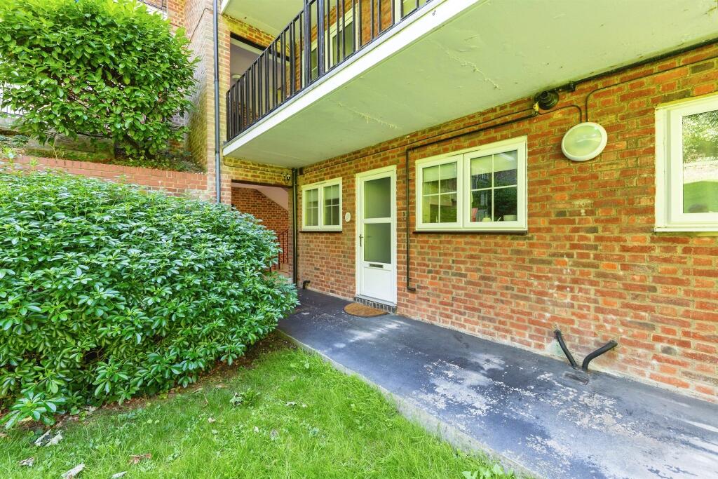 Additional image 13 of Park Close, Hatfield