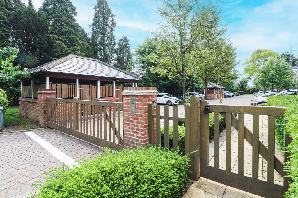 Additional image 6 of Pegrum Drive, London Colney, AL2
