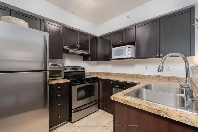 Additional image 7 of 1350 Main St Unit 208