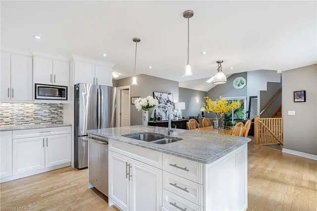 Additional image 3 of 313 Delaware Ave