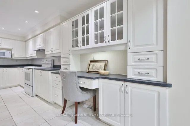 Additional image 6 of 2165 Country Club Dr Unit 16