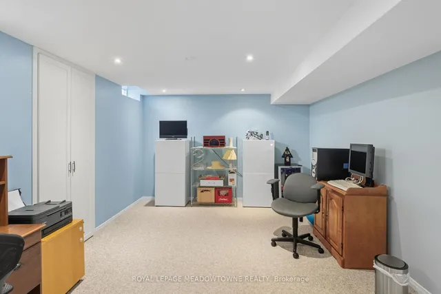 Additional image 8 of 1220 Turner Dr