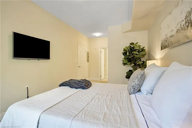 Additional image 16 of 125 Wilson St Unit 108