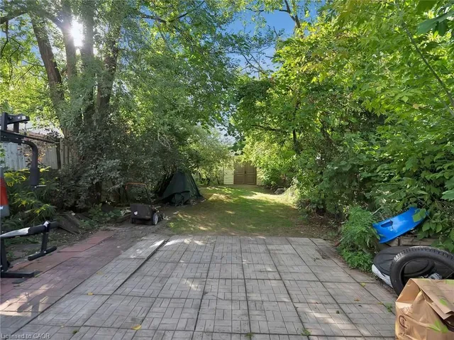 Additional image 19 of 210 East 24th St