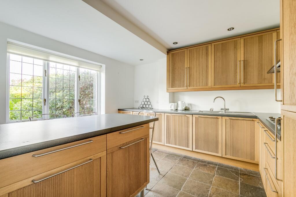 Additional image 8 of Coneydale, Welwyn Garden City, Hertfordshire, AL8 7RX