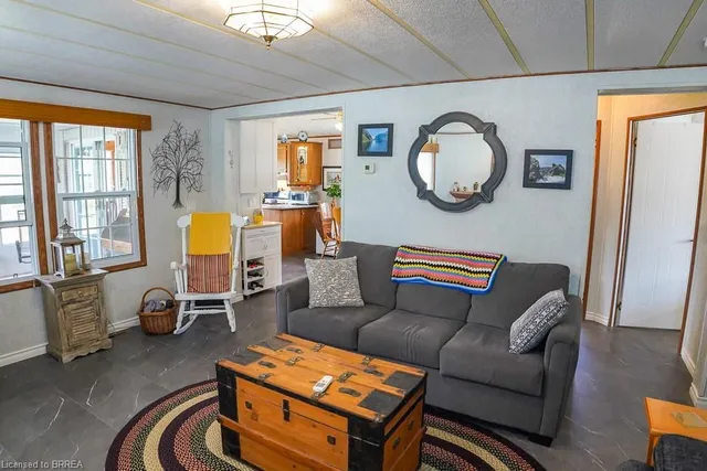 Additional image 31 of 2490 Governor's Rd Unit 17