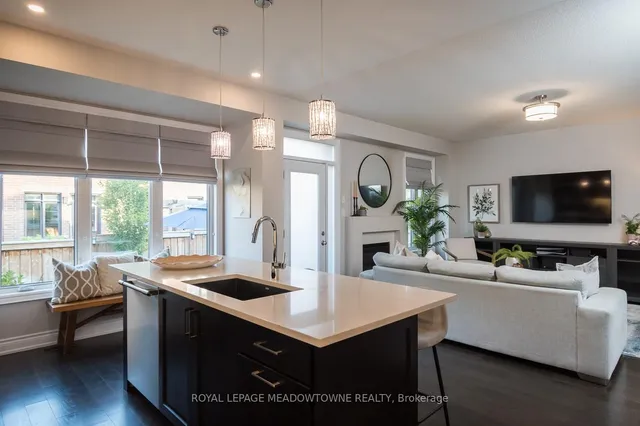 Additional image 16 of 390 Ramsey Pl