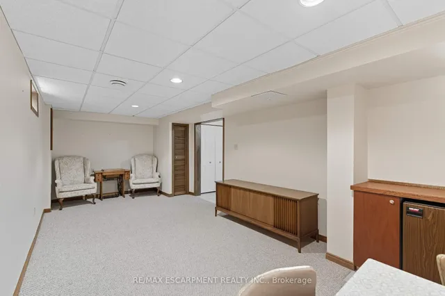 Additional image 37 of 40 GATESTONE Dr