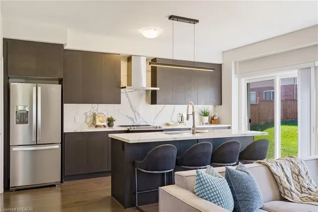 Additional image 10 of 60 Bobolink Rd