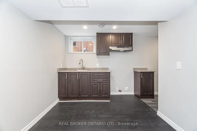 Additional image 30 of 66 GAINSBOROUGH Rd