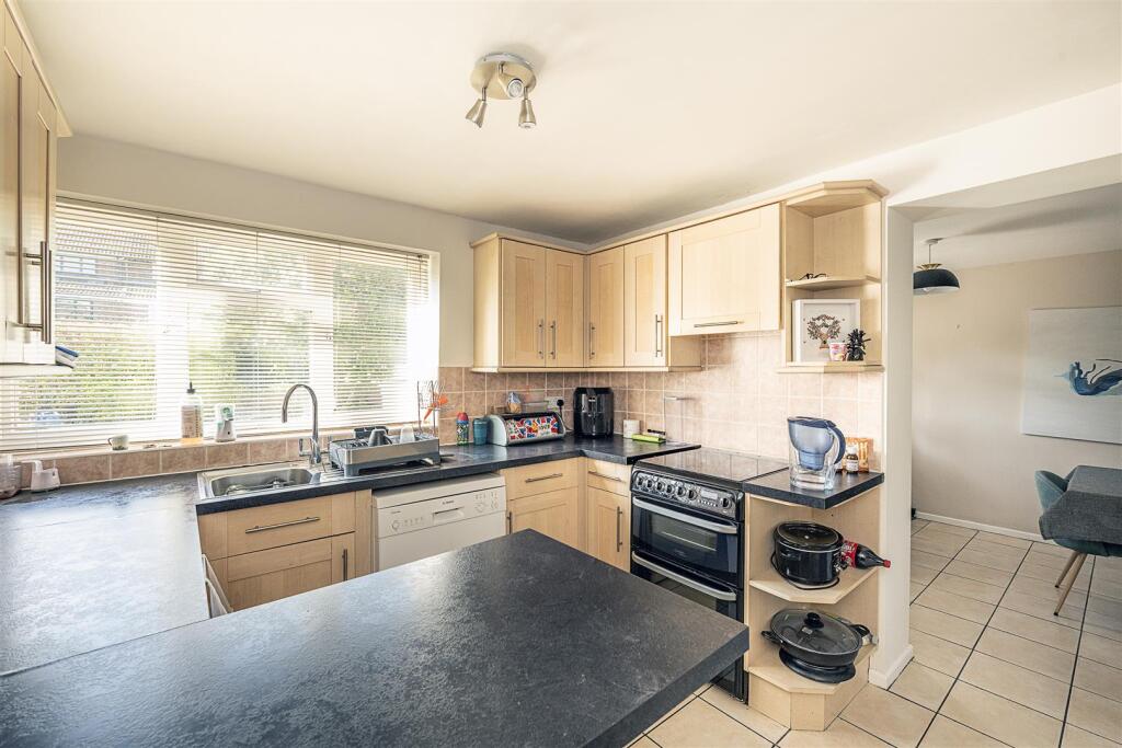 Additional image 13 of Molescroft, Harpenden