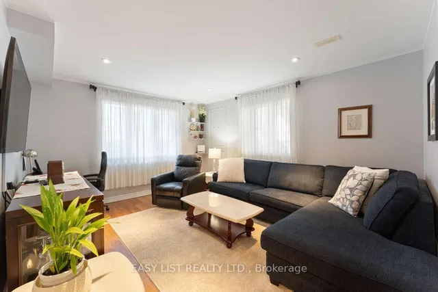 Additional image 38 of 82 Margaret Ave