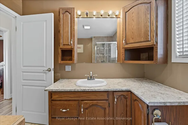 Additional image 28 of 107 Billington Cres