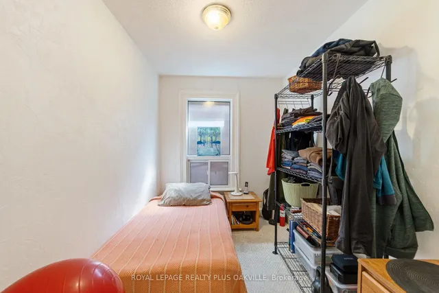 Additional image 16 of 100 Case St