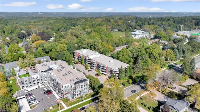 Additional image 45 of 125 Wilson St Unit 108