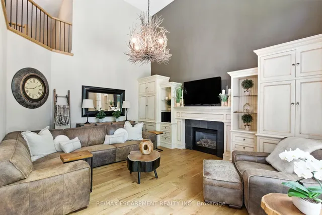 Additional image 16 of 587 Sandcherry Dr