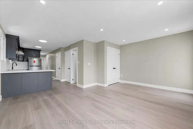 Additional image 4 of 1965 Brampton St